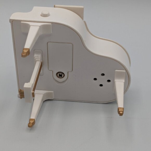 Hallmark Keepsake Hark, The Herald Angels Sing! 2017 Piano Ornament Magic Sound - Picture 7 of 12